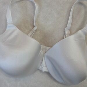 Bali Full Coverage Bra Women 34DD White Good Underwire Seamless 3W11/3B11